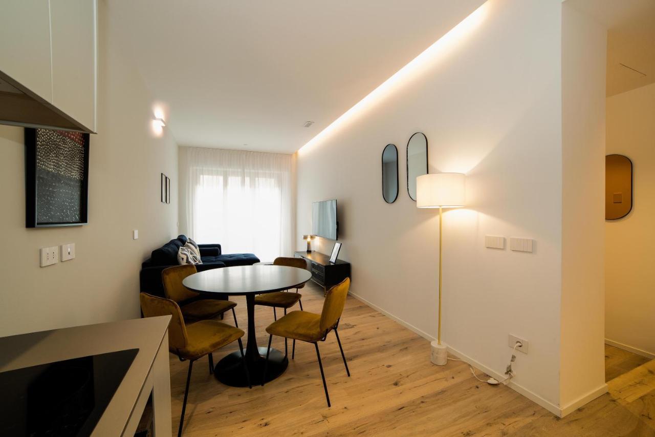 Milan Chic Luxury Apartments-Hosted By Sweetstay ภายนอก รูปภาพ