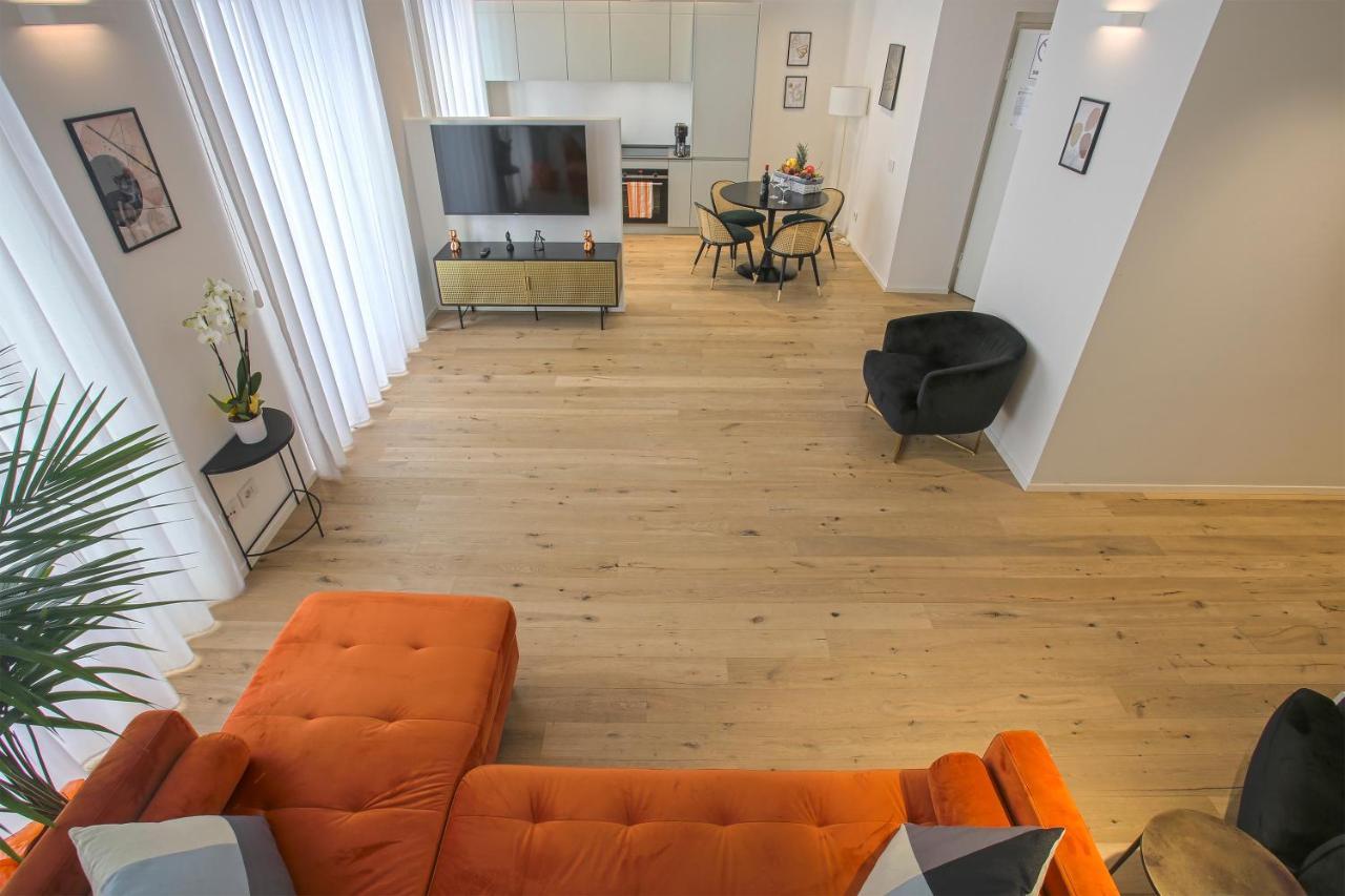 Milan Chic Luxury Apartments-Hosted By Sweetstay ภายนอก รูปภาพ