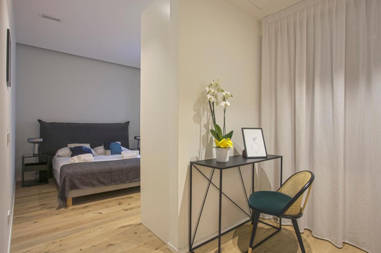 Milan Chic Luxury Apartments-Hosted By Sweetstay ภายนอก รูปภาพ