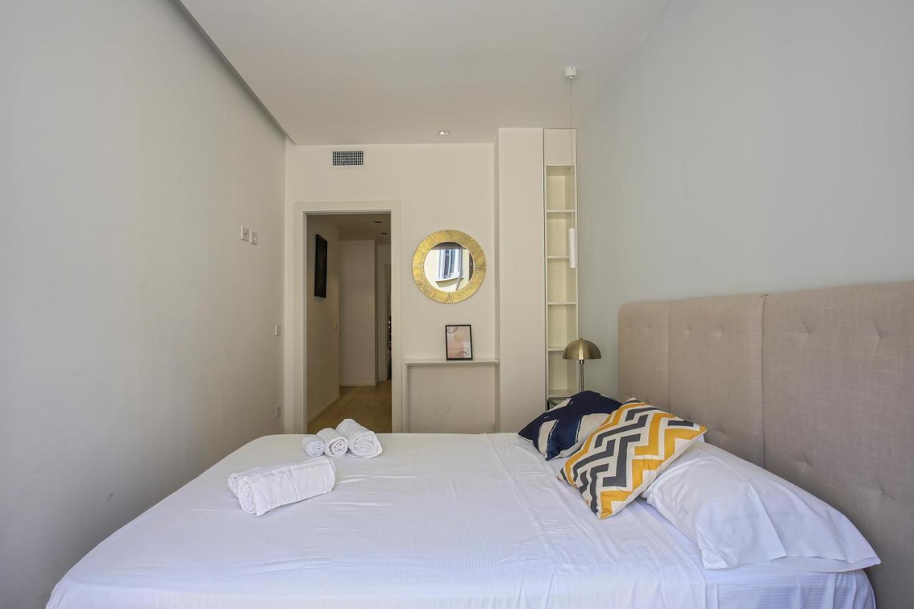 Milan Chic Luxury Apartments-Hosted By Sweetstay ภายนอก รูปภาพ
