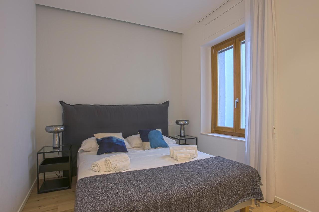 Milan Chic Luxury Apartments-Hosted By Sweetstay ภายนอก รูปภาพ